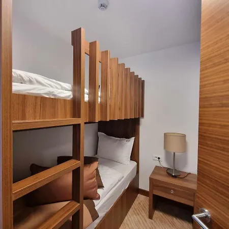 B332 Vucko Private Host 4*